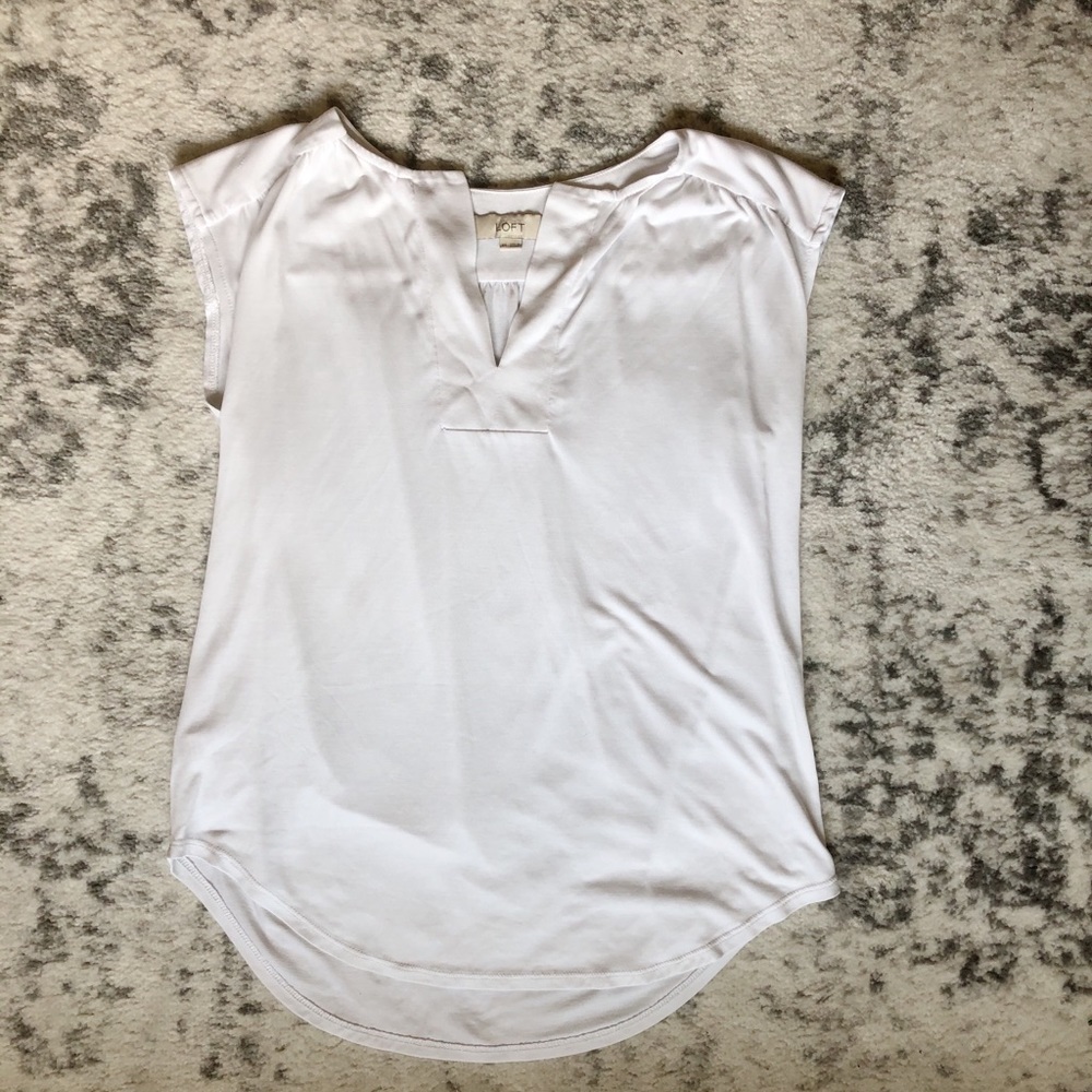 🤍 LOFT Split Neck Blouse White Cap Sleeve Basic